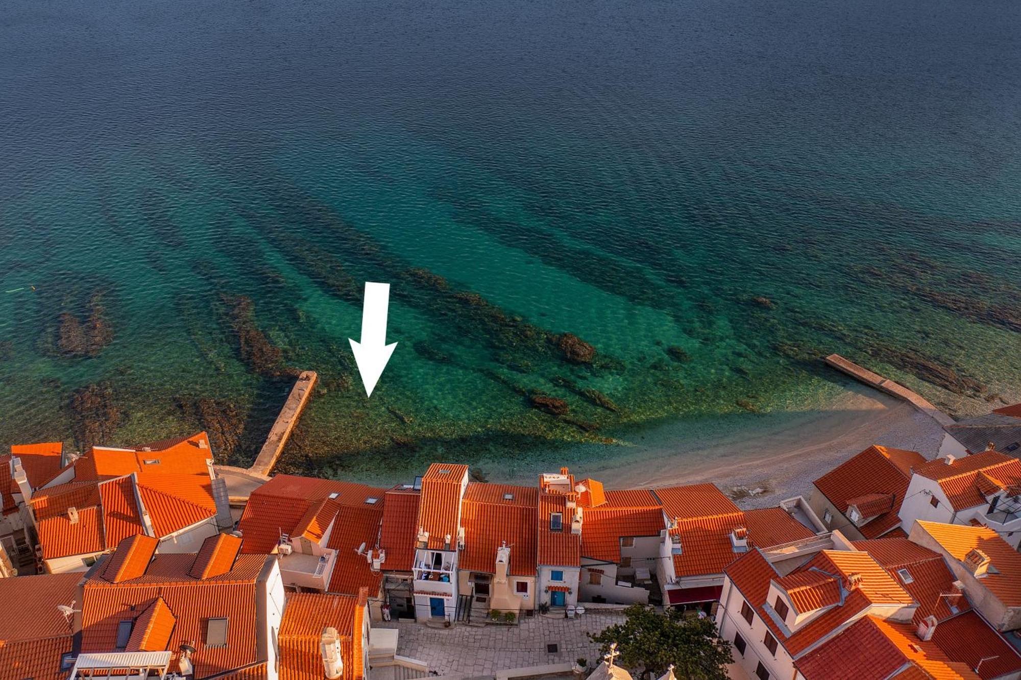 Apartment Nora By The Beach Baška Екстериор снимка