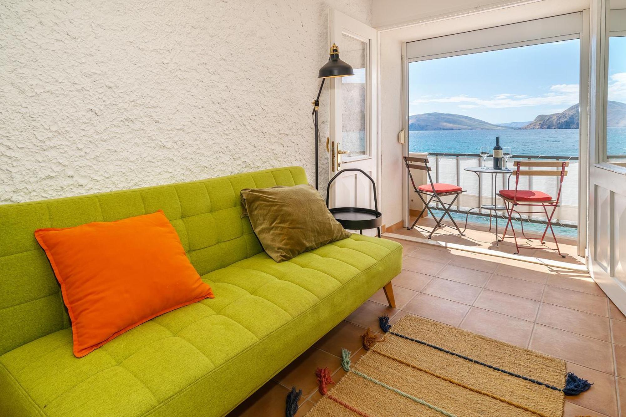 Apartment Nora By The Beach Baška Екстериор снимка