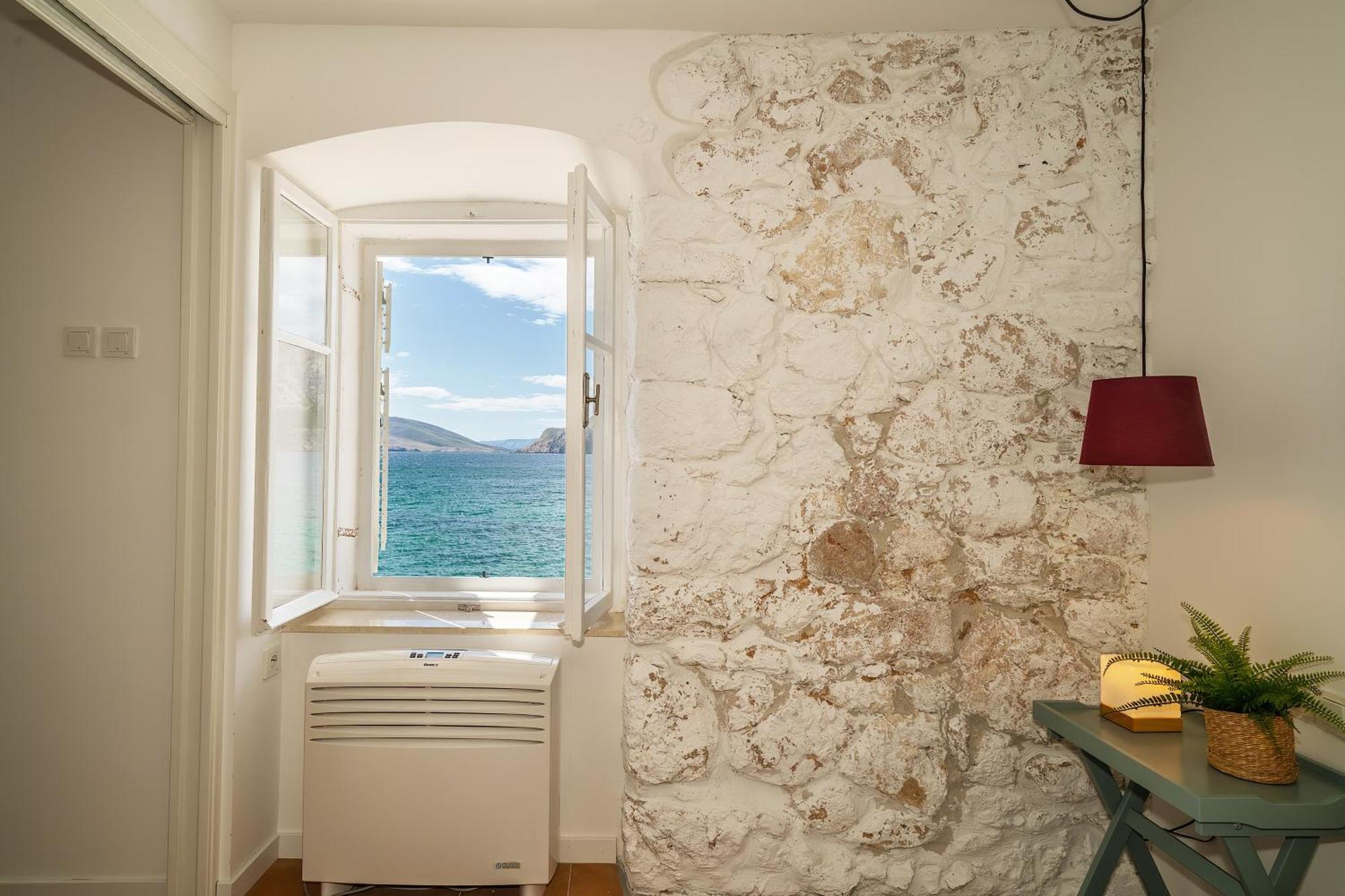 Apartment Nora By The Beach Baška Екстериор снимка